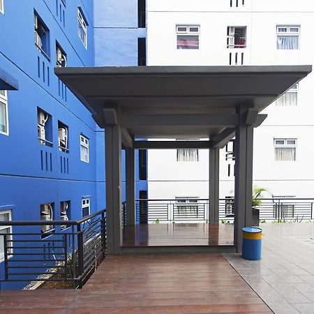 Reddoorz Apartment @ Green Pramuka Dżakarta Zewnętrze zdjęcie